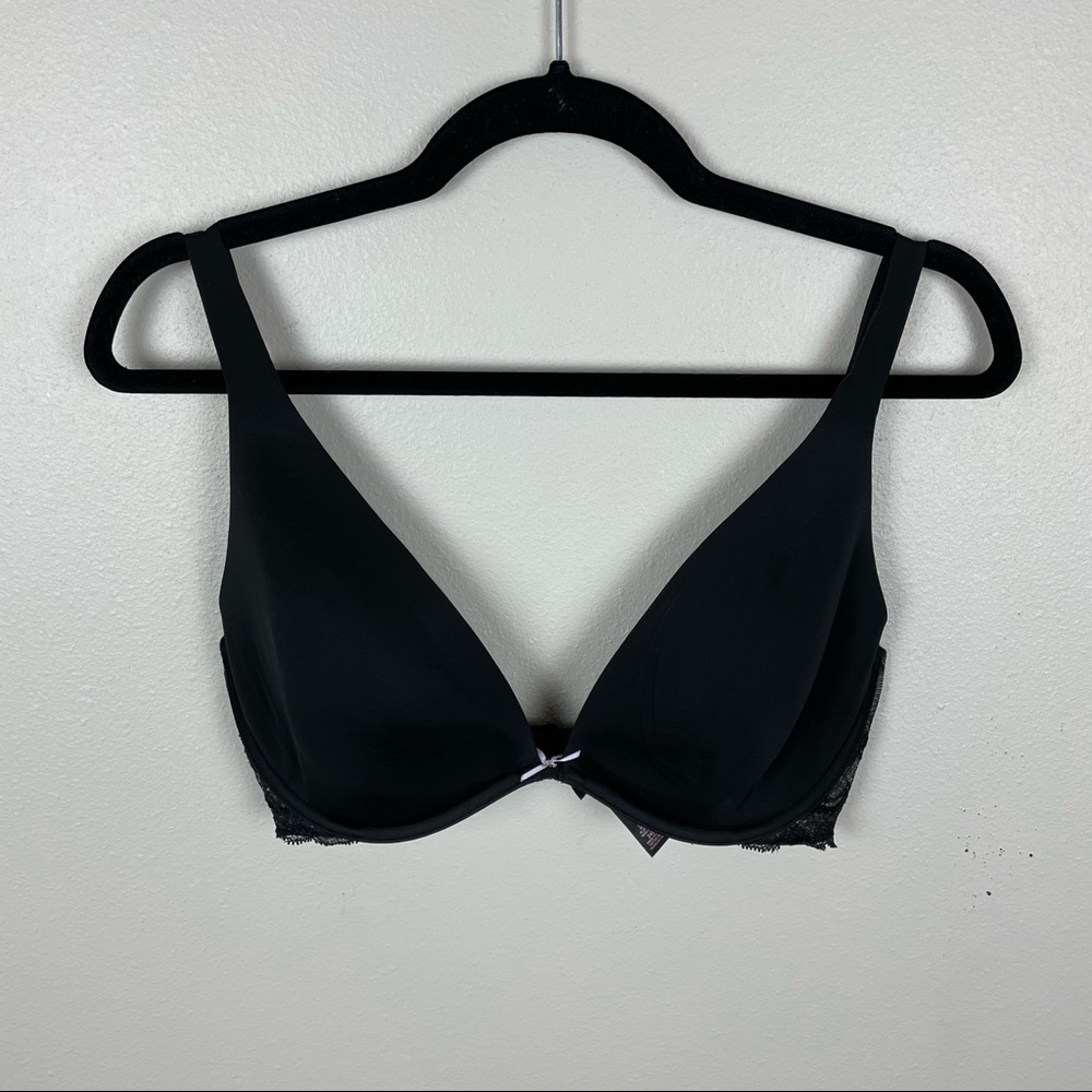 Victoria's Secret Unlined Plunge Bra Bright Black Lace Back Size 34DD Demi Bra
